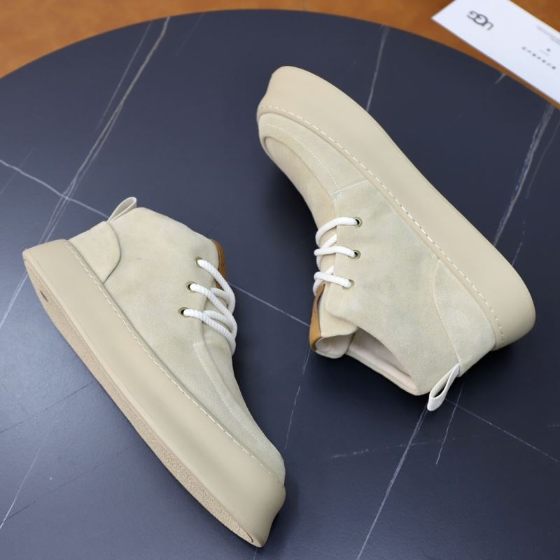 UGG Sneakers